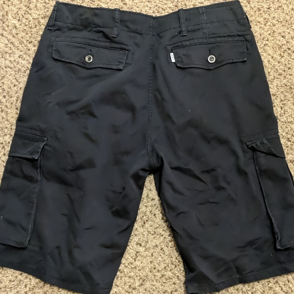 Levi's men's cargo shorts - Picture 2 of 3